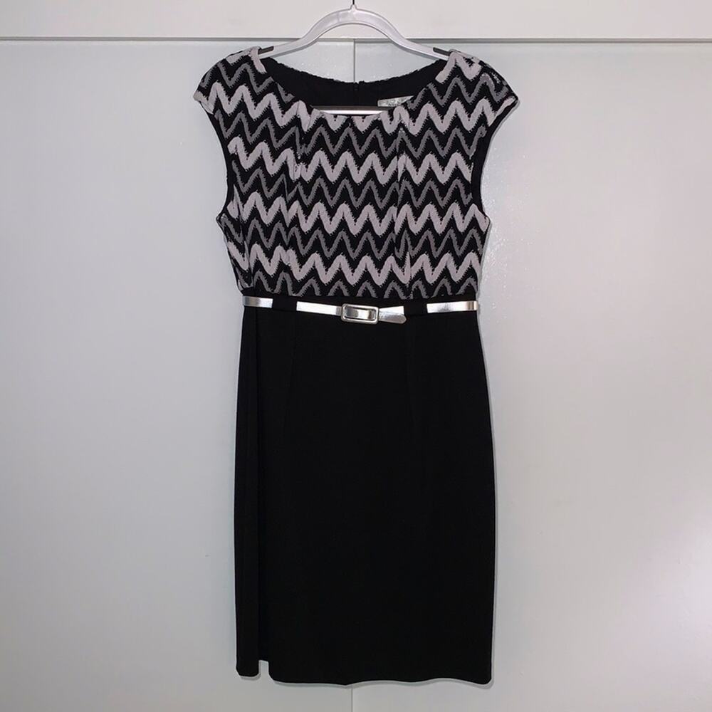 Black, grey, white belted dress‎